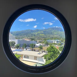 Standing Tevai Apartment Papeete (Tahiti)