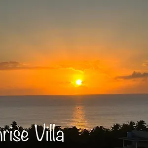 Apartment Sunrise, Maunabo