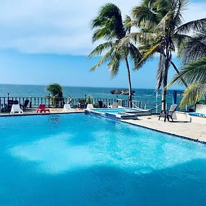 Homestay Ventana Al Atlantico At Arecibo 681 Ocean Drive, Islote